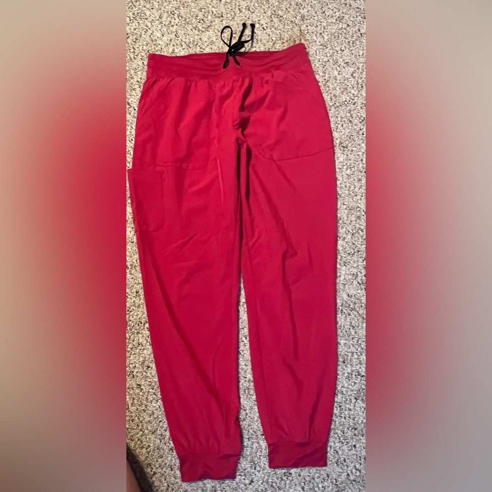 Maevn scrub jogger pants